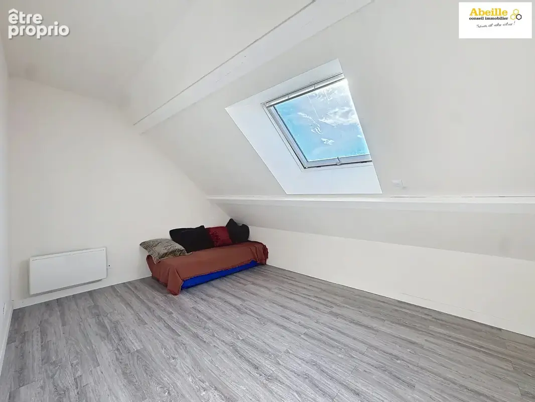 Maison entièrement rénovée, prête à vous accueillir. - photo 7