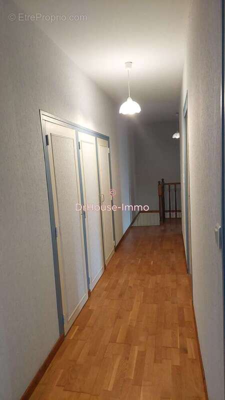 Maison à CRAMCHABAN