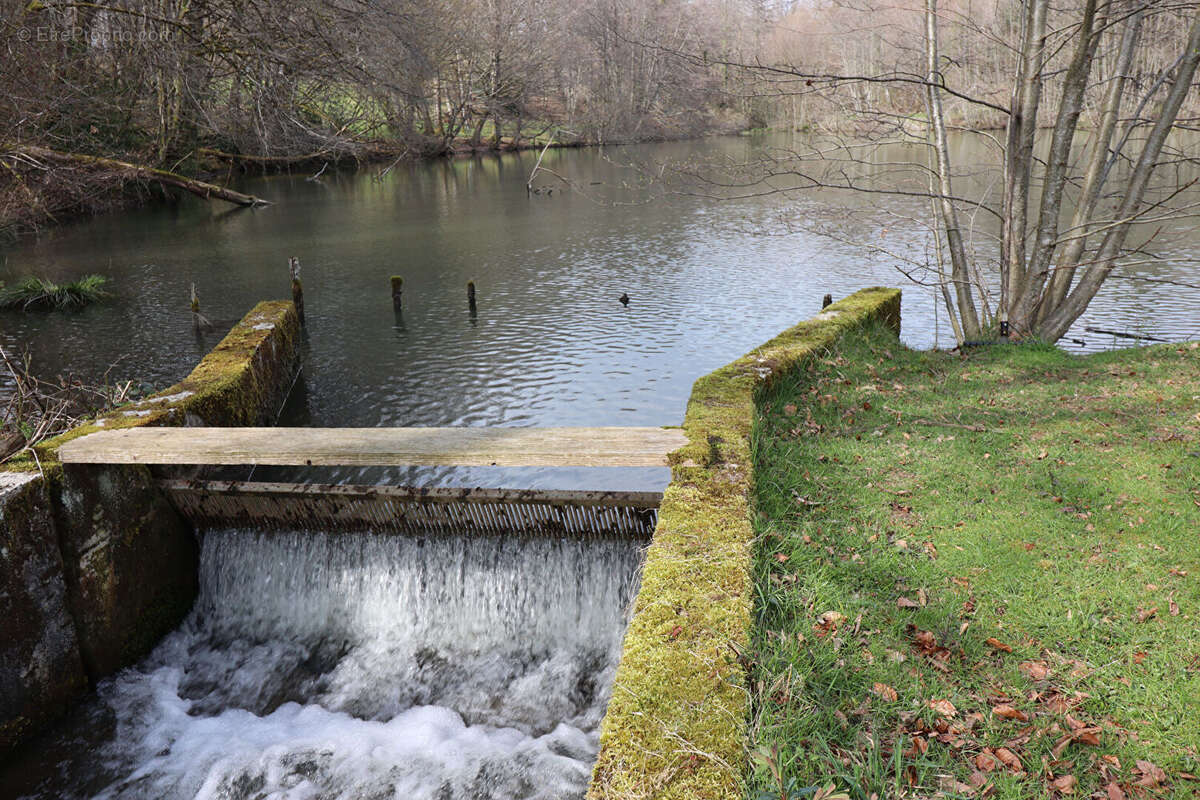 Maison à SAINT-SORNIN-LAVOLPS
