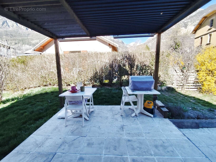 Maison à L'ARGENTIERE-LA-BESSEE