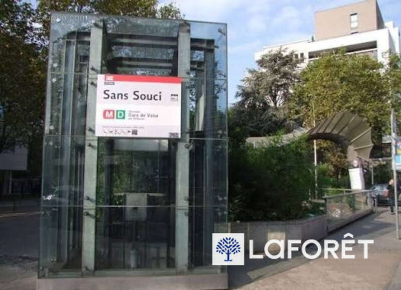 À VENDRE, Studio rénové de 18,5 m² , Lyon 8, Résidence étudiante,  Libre d'occupation - photo 6