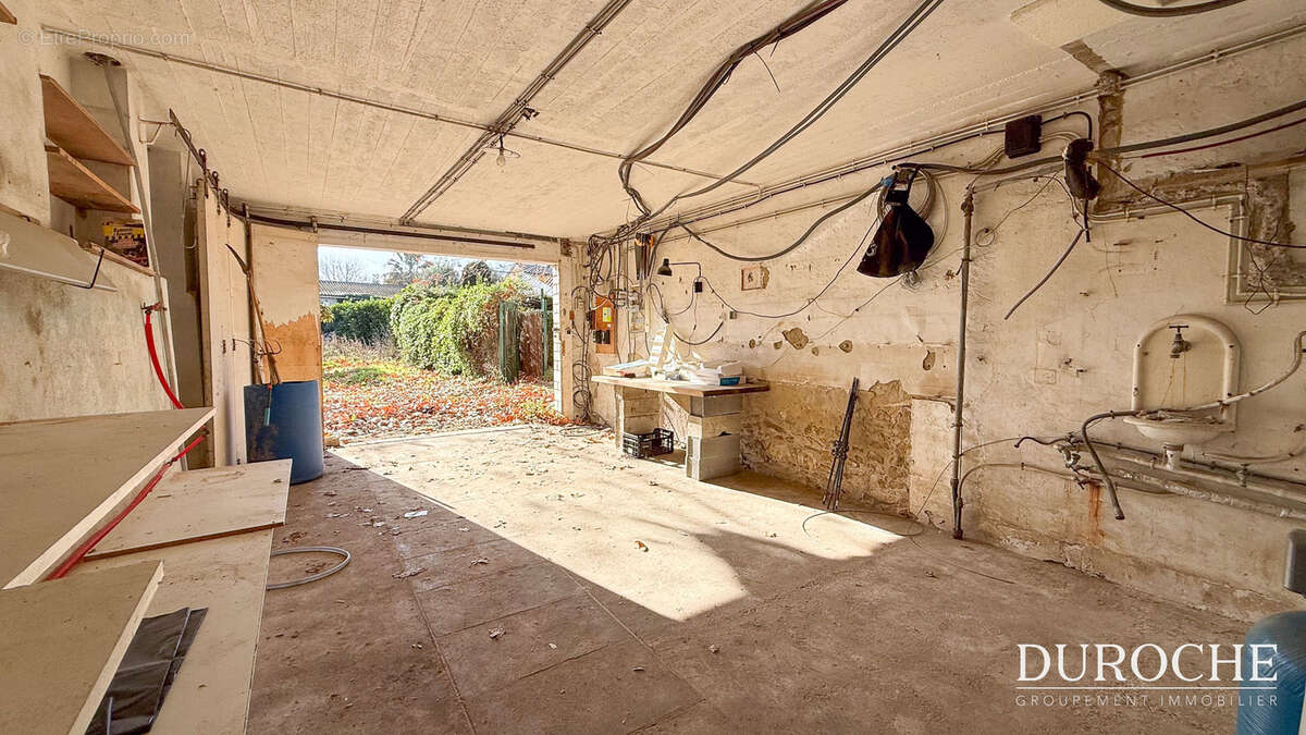 Maison à CADEROUSSE