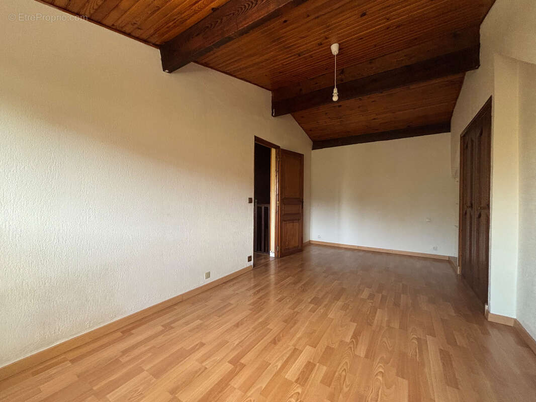 Maison à BOBIGNY
