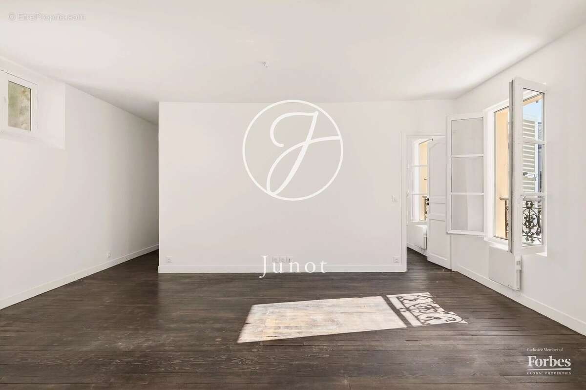 Appartement à VERSAILLES