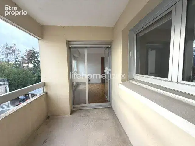 Appartement 3 pièces 63 m² à vendre à Chateauroux (36000) - photo 2