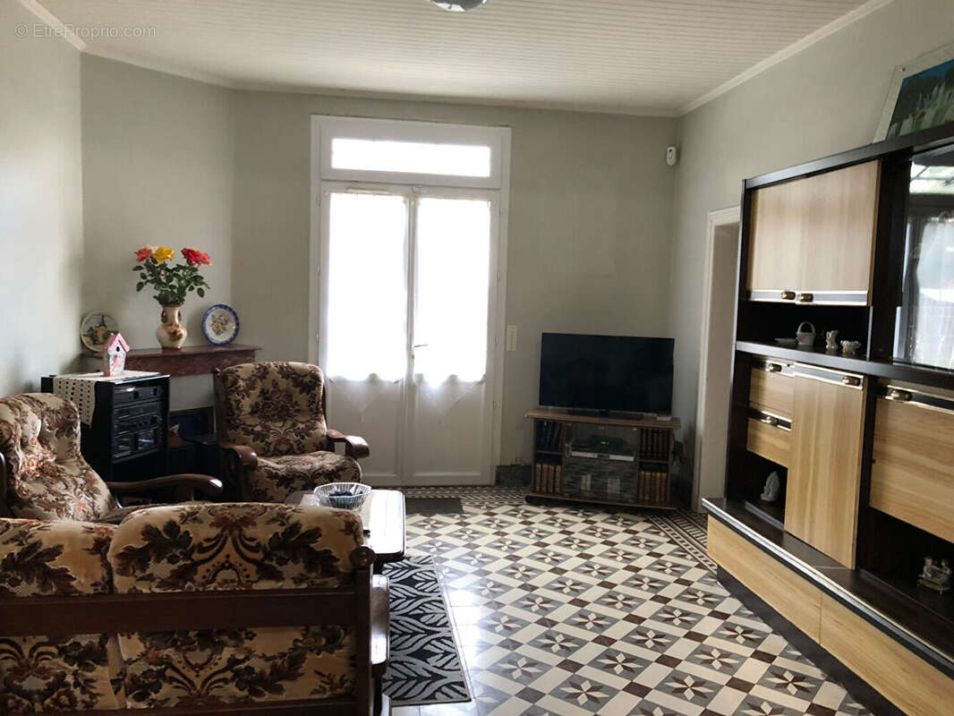 Bourg de sore - maison familiale et dependances - photo 2