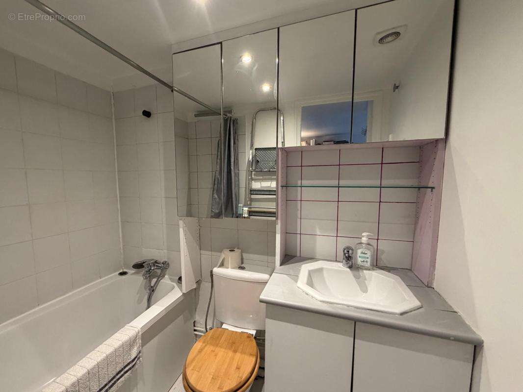 Maison à PARIS-11E