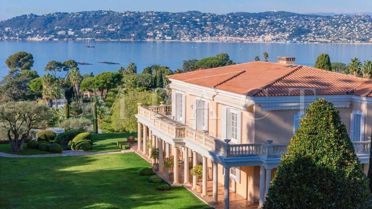 Maison à ANTIBES