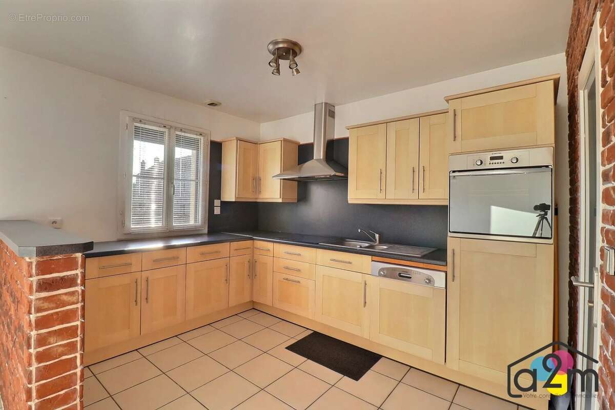 Maison à MONTATAIRE