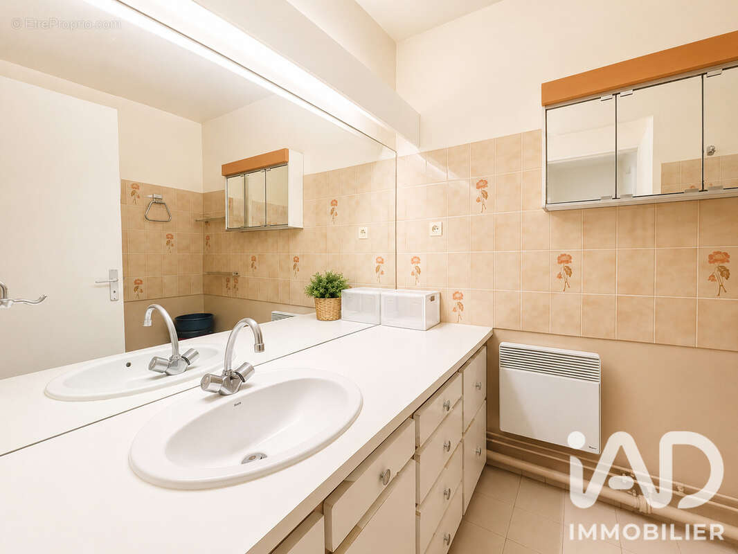 Appartement 55 m² à Aix-En-Provence  - photo 8