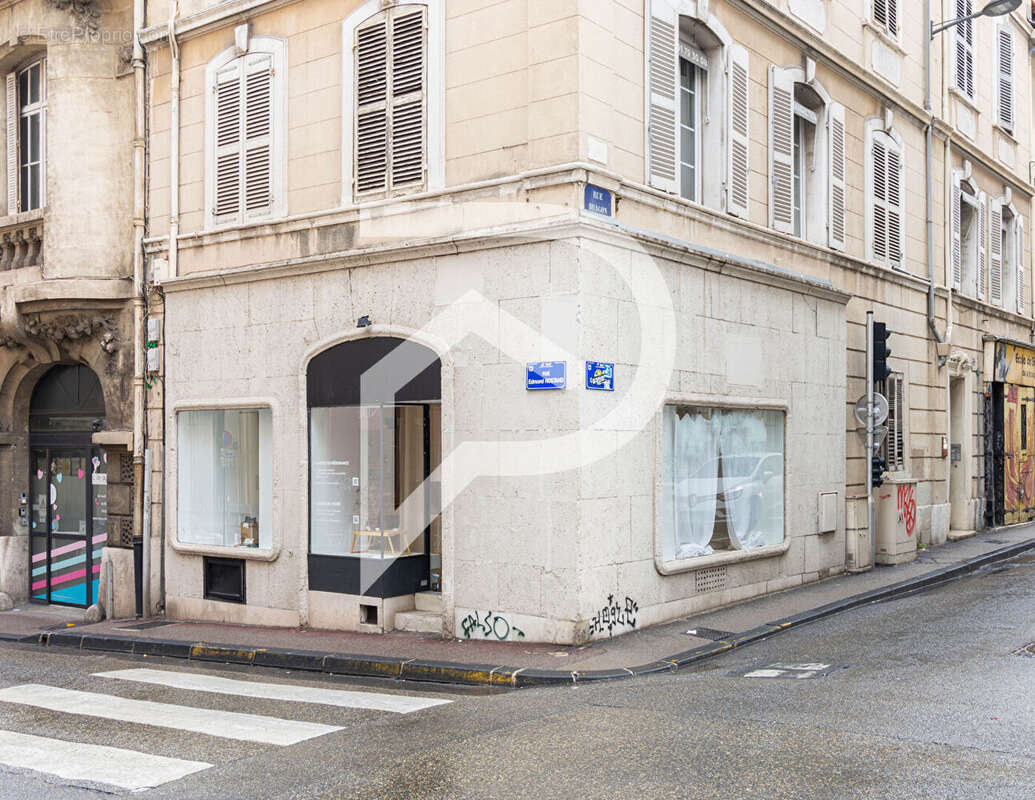 Commerce à MARSEILLE-6E