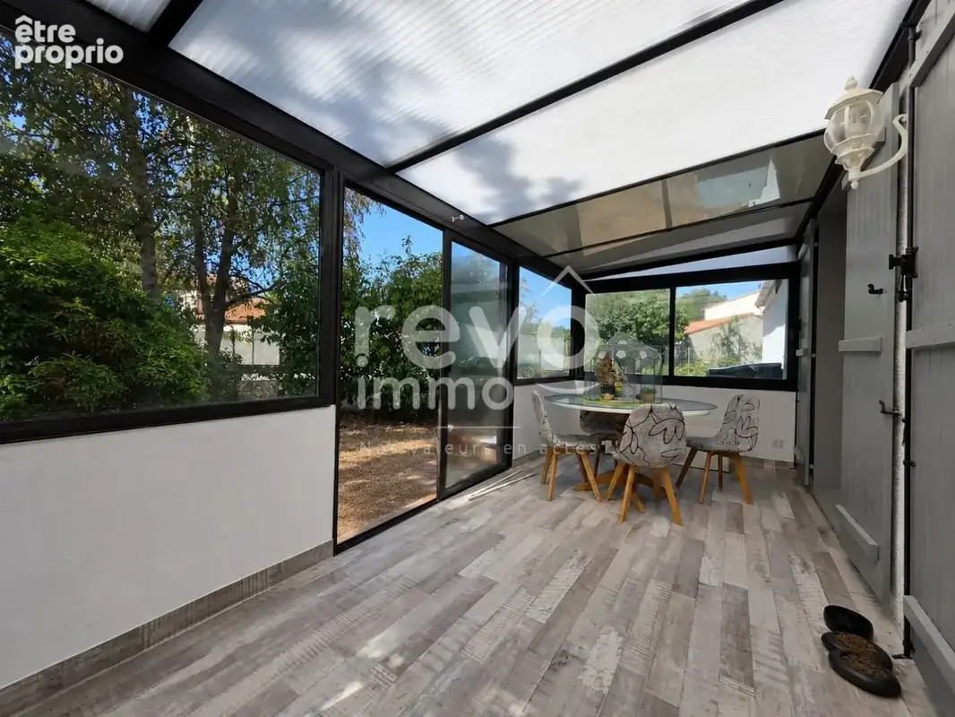GENESTON 44140  Maison de plain-pied familiale de 176 m² - photo 5