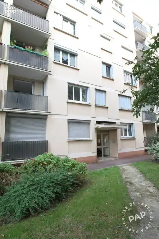 T3 traversant lumineux  avec balcon donnant sur espace vert ,  parking securise , gare a 300 m,  a trappes centre-jaures/gare-ma - photo 11