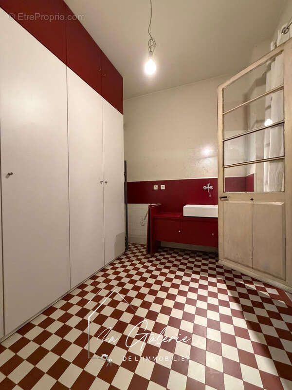 Appartement spacieux hyper centre de grenoble - photo 6