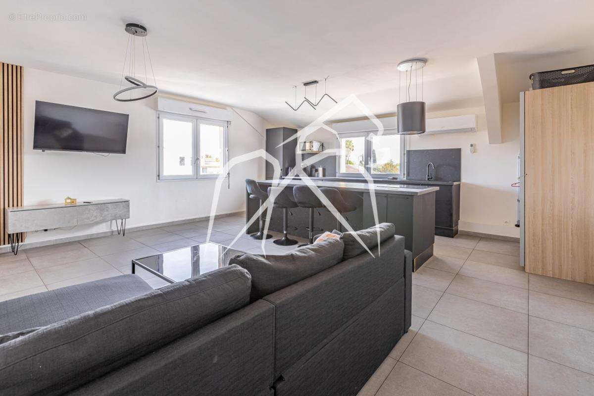 Appartement à LAVERUNE