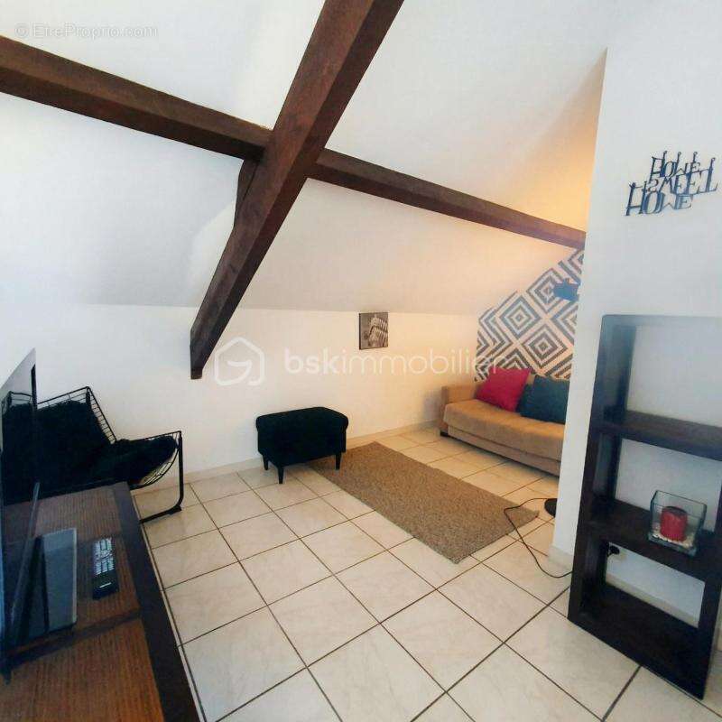 Appartement à CHALIFERT