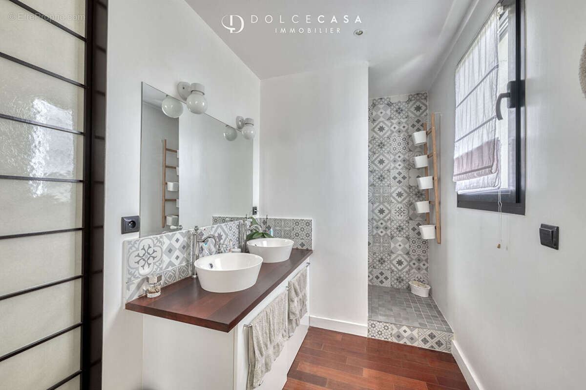 Maison à BRY-SUR-MARNE