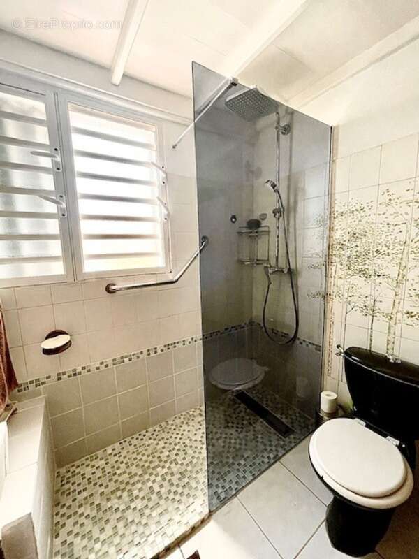 Maison à BAIE-MAHAULT