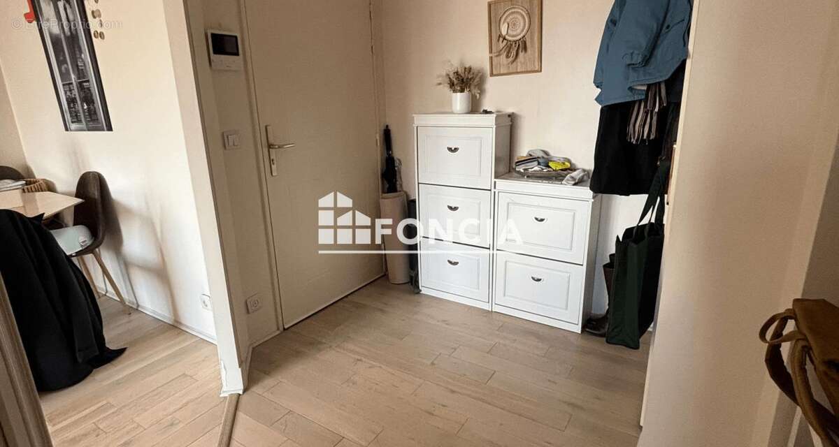 Appartement à SAINT-GRATIEN