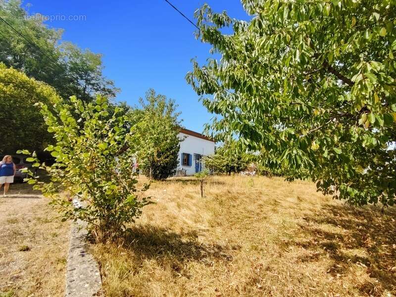 Maison à vendre 4 pièces LE MIROIR (71) - photo 2