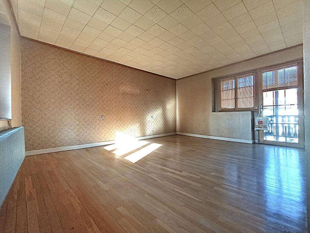 Maison à GRANDFONTAINE