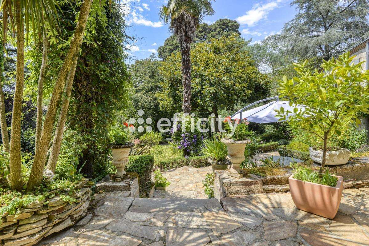 Maison 227 m² à Montaigu  - photo 19