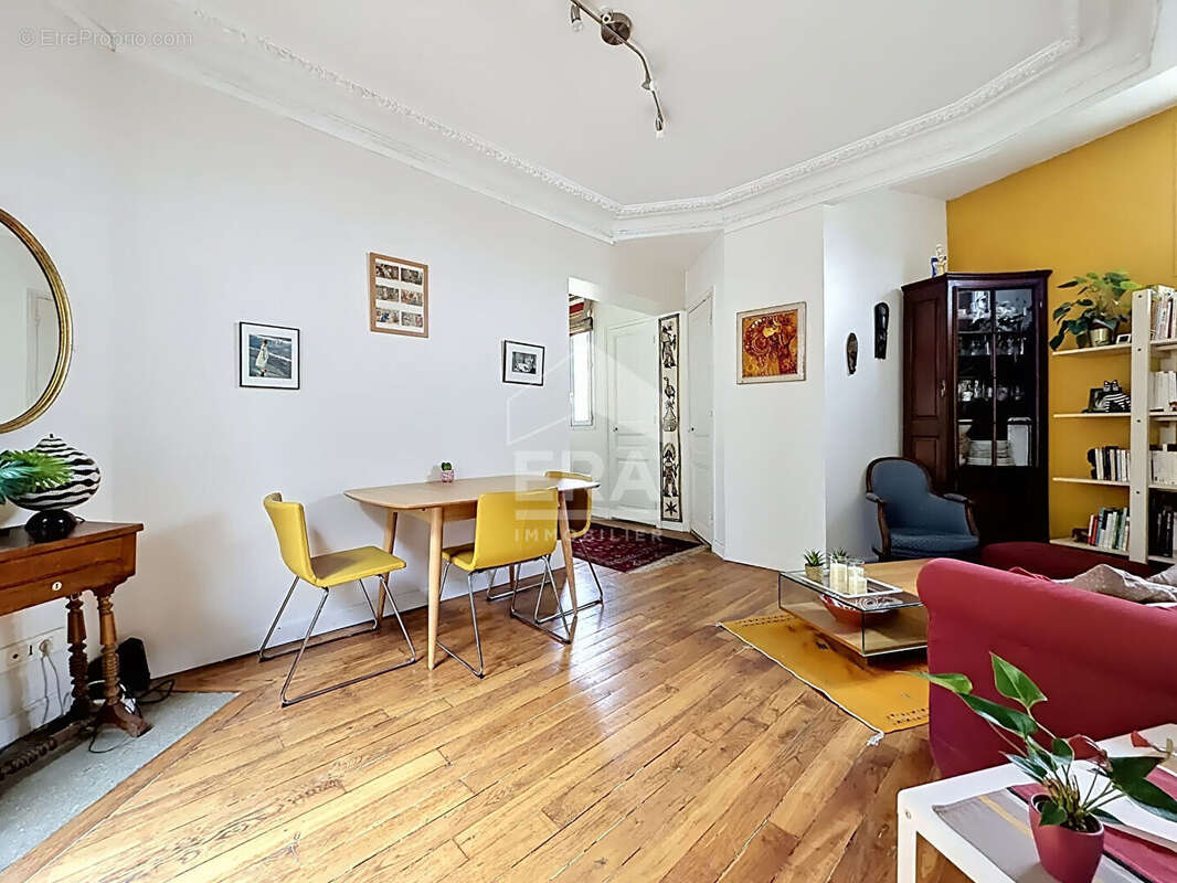 Appartement à PARIS-12E