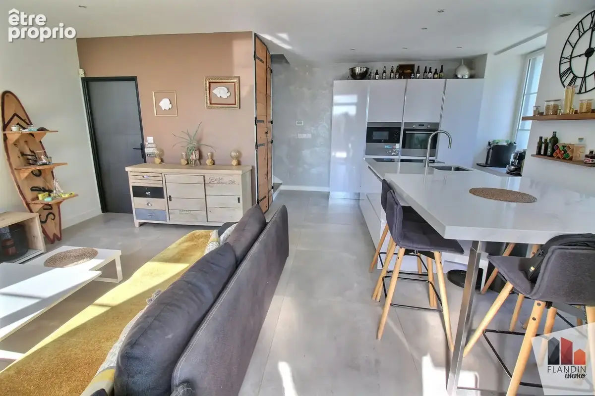 Appartement 71 m² à Charly  - photo 9