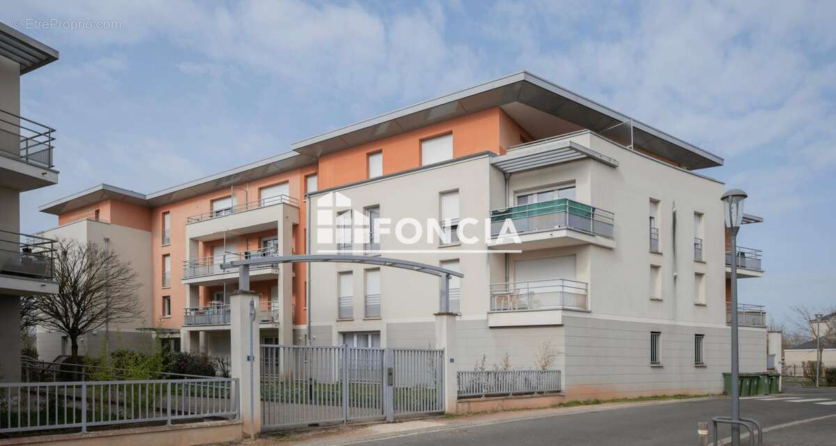 Appartement à SAINT-PRYVE-SAINT-MESMIN