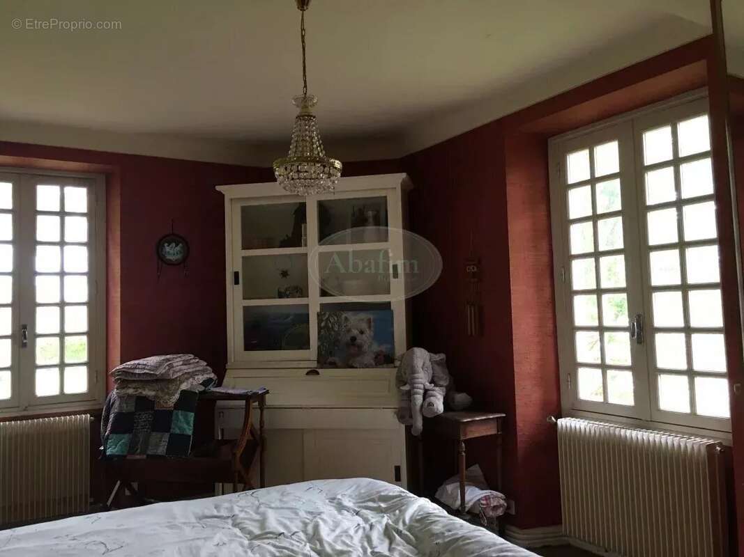 Appartement à NAY