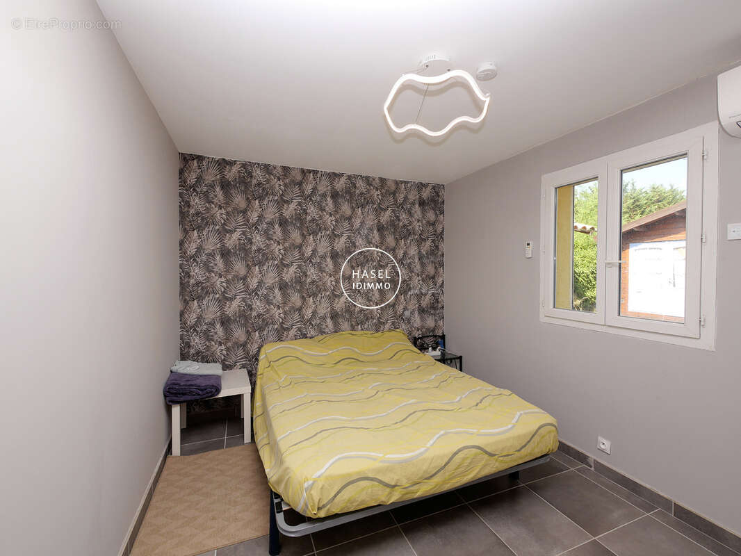 Villa en parfait état avec piscine, garage et grand jardin avec dépendance - photo 13