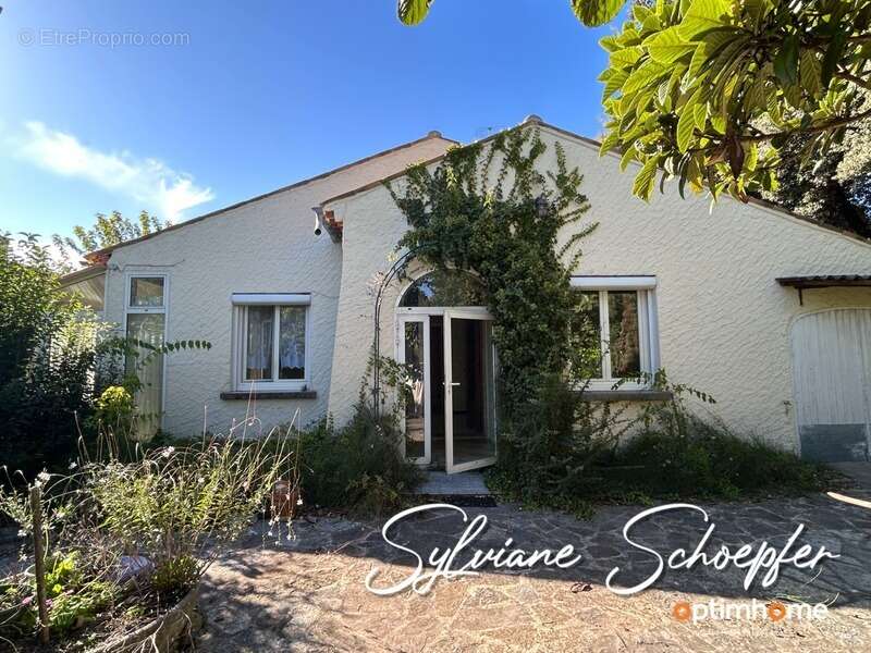 Maison à SAINT-PAUL-TROIS-CHATEAUX