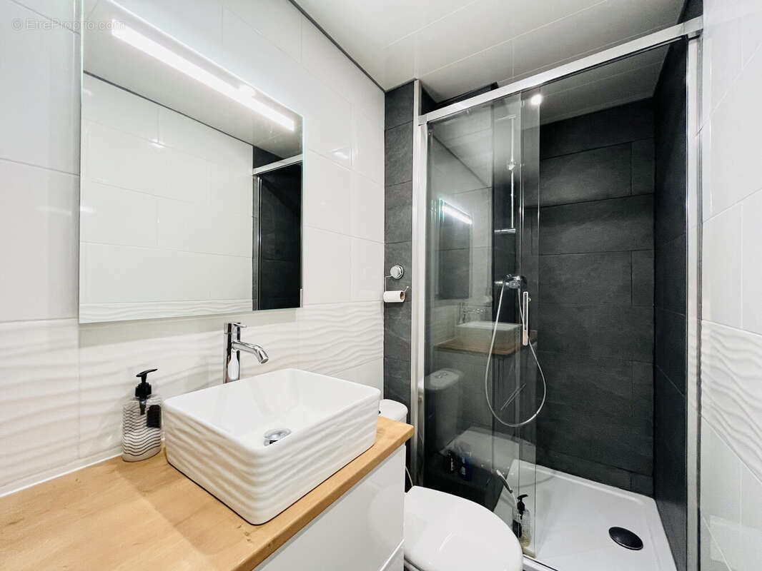 MÔLE - Appartement rénové à deux pas de la mer - photo 6