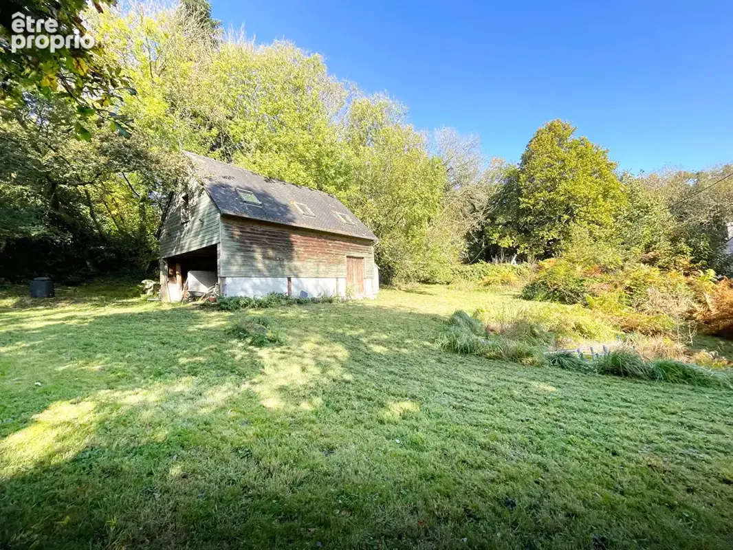 FINISTÈRE: Proche Huelgoat. Maison de caractère de 5/6 chambres avec terrain de 6 900 m². - photo 14