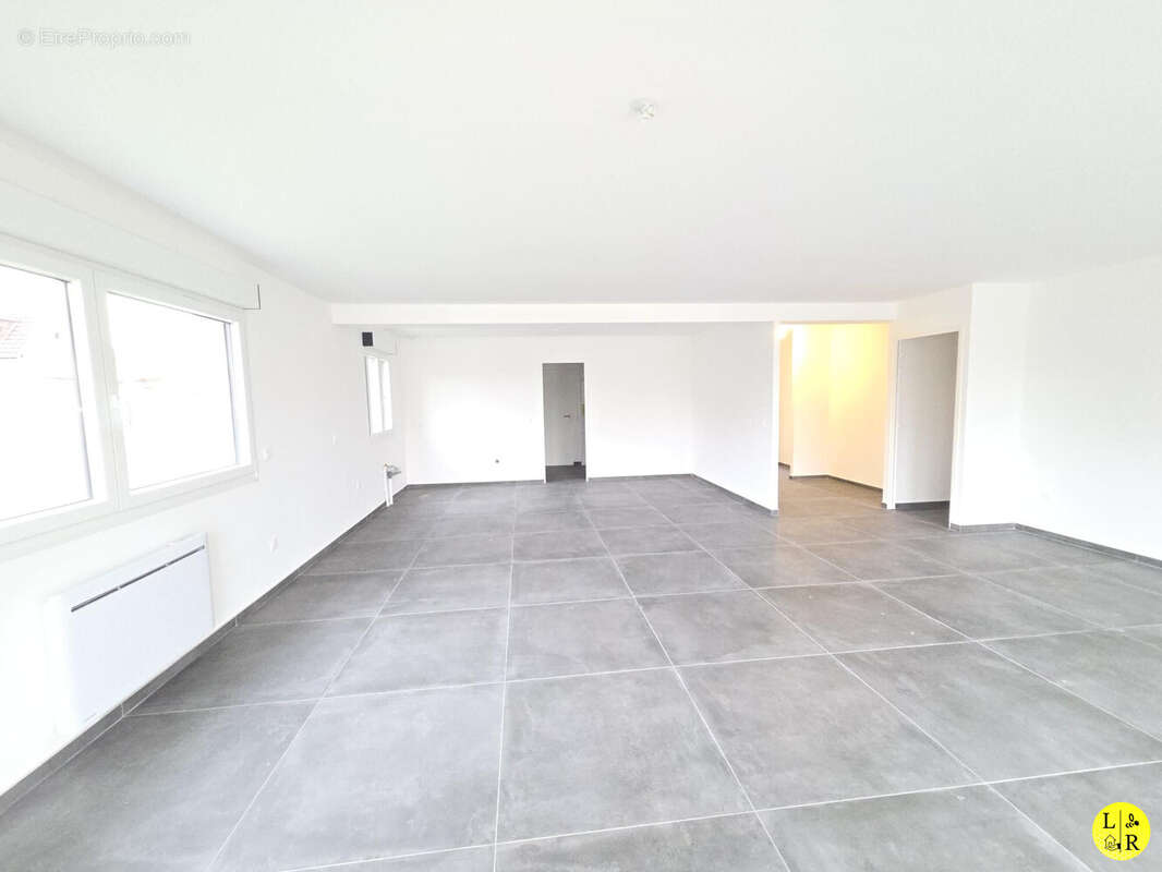 Maison à CROISILLES