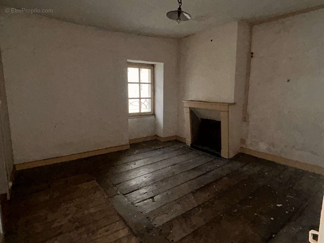 Appartement à SAINT-GAULTIER