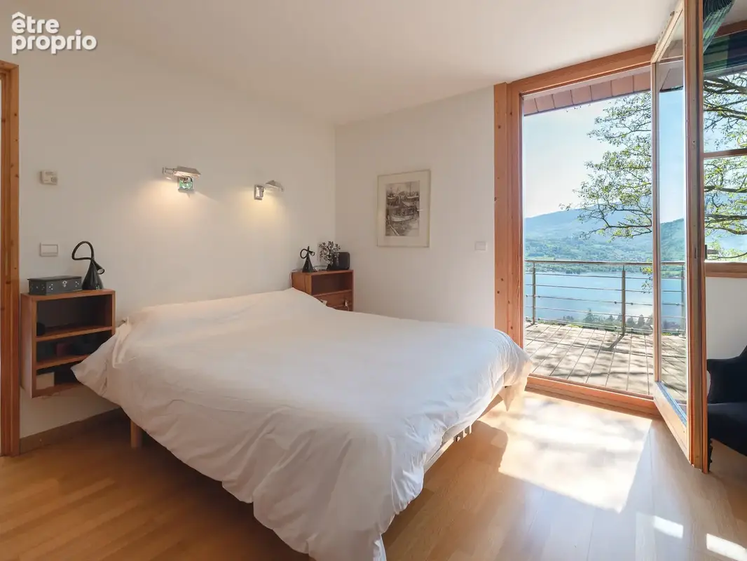 La Canopée, chalet d'architecte  surplombant le lac d'Annecy - photo 11
