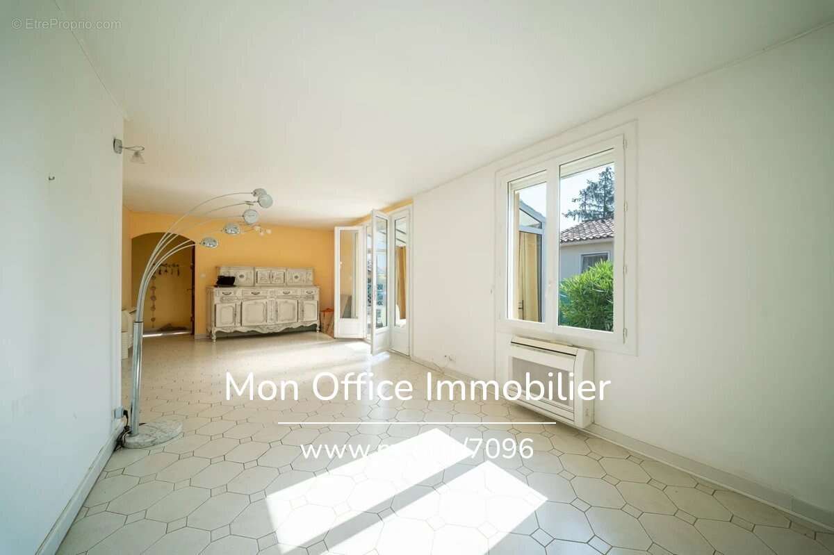 Référence : 7096-NAM - Maison 4 pièces jardin garage - photo 4