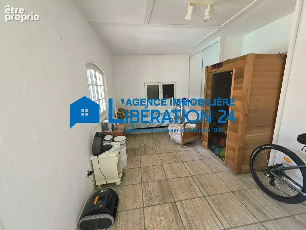 MAISON de 213m² de plain pied piscine sur 2600m² - photo 15