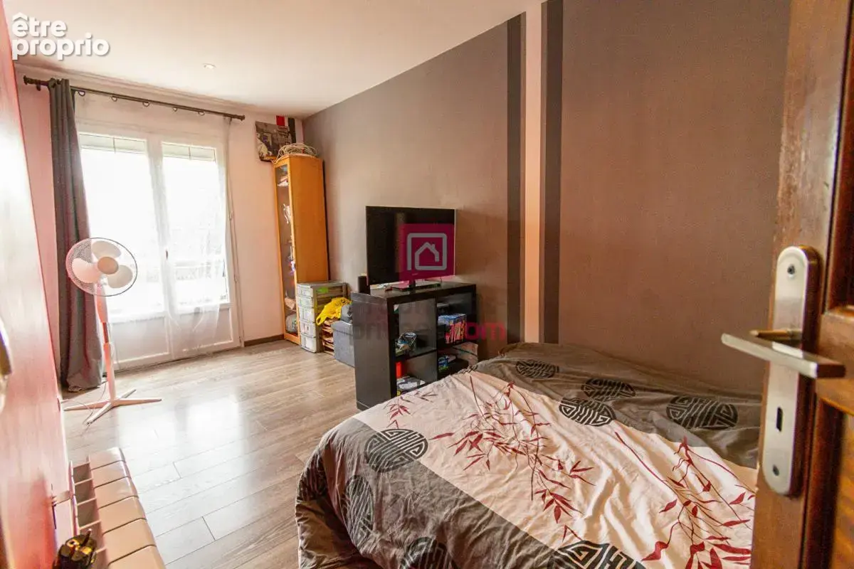 A Vendre Maison de Ville à Meaux 5 pièces 116 m2 avec Jardin - photo 8