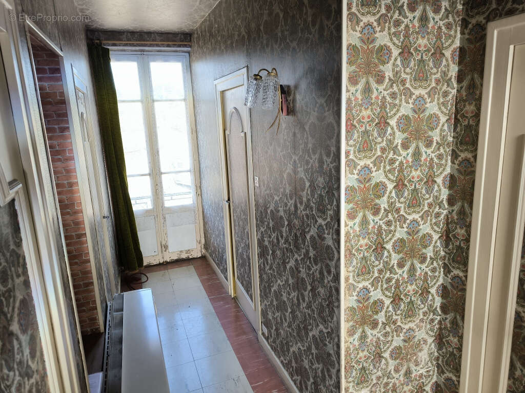 Maison à OUROUX-EN-MORVAN