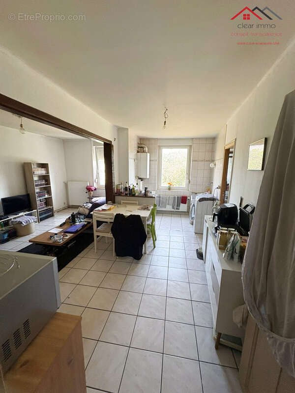 FONTOY   Immeuble de rapport 14 pièces de 370 m2 habitables - photo 2