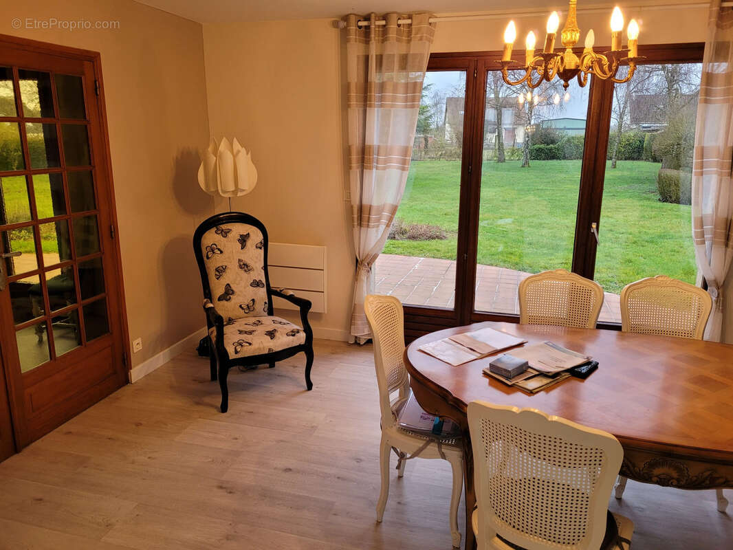 Maison à BERTANGLES