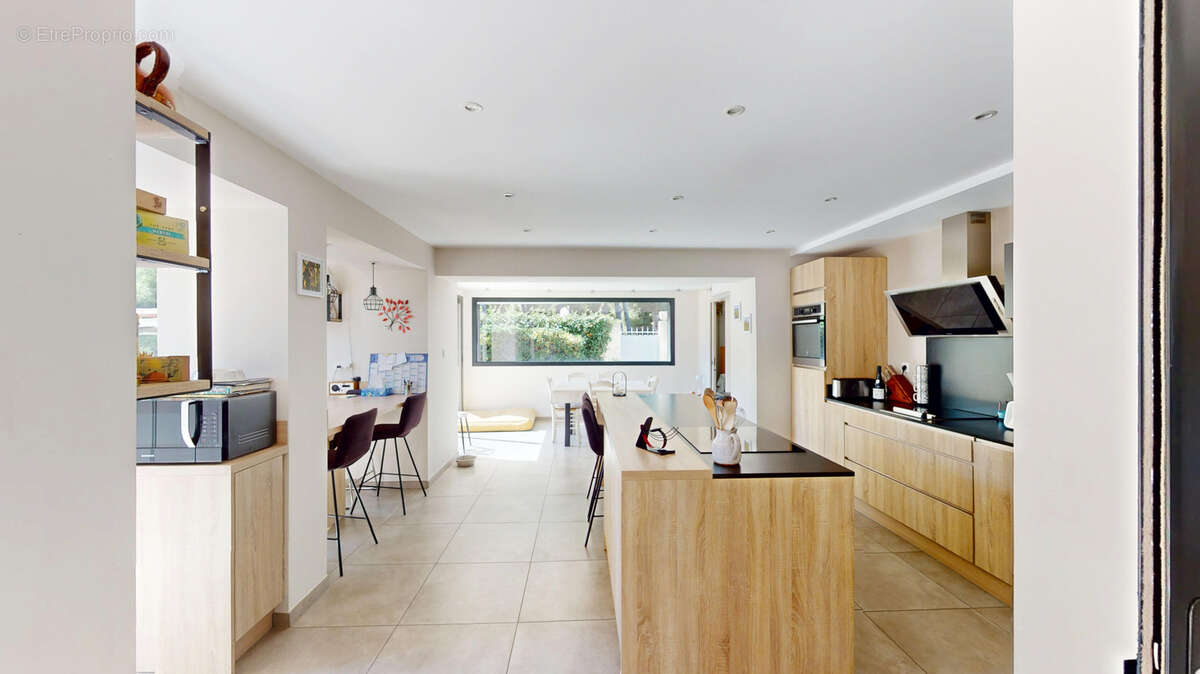 Maison à CARRY-LE-ROUET