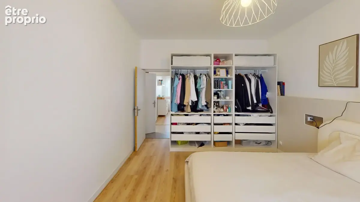 Appartement T3 Entièrement Rénové   Vénissieux (Rue Président Salvador Allende) - photo 5