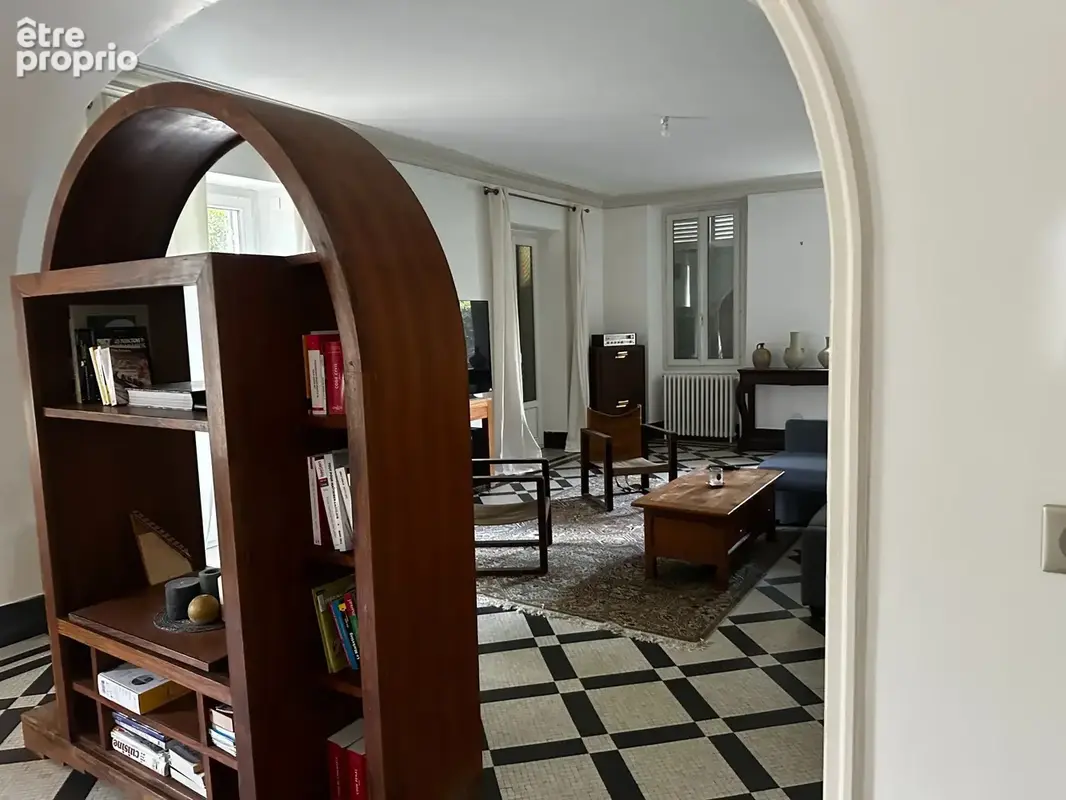 Maison 8 pièces 293 m² à vendre à Bourron-Marlotte (77780) - photo 2