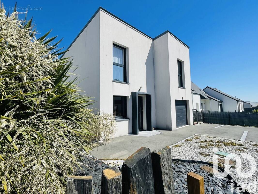 Photo 1 - Maison à PIRE-SUR-SEICHE