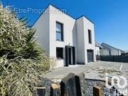 Photo 1 - Maison à PIRE-SUR-SEICHE