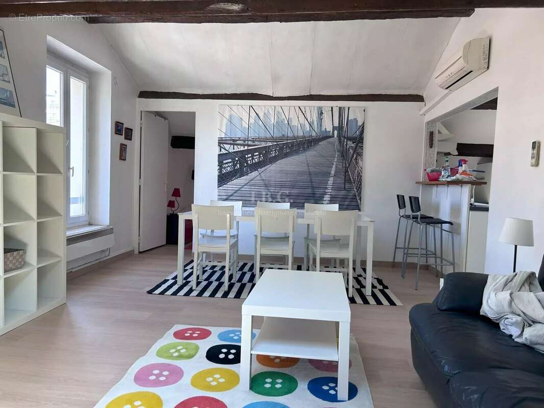 Appartement à MARSEILLE-8E
