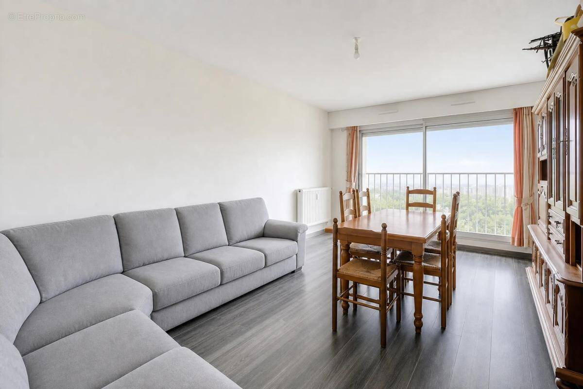 Appartement à VENISSIEUX